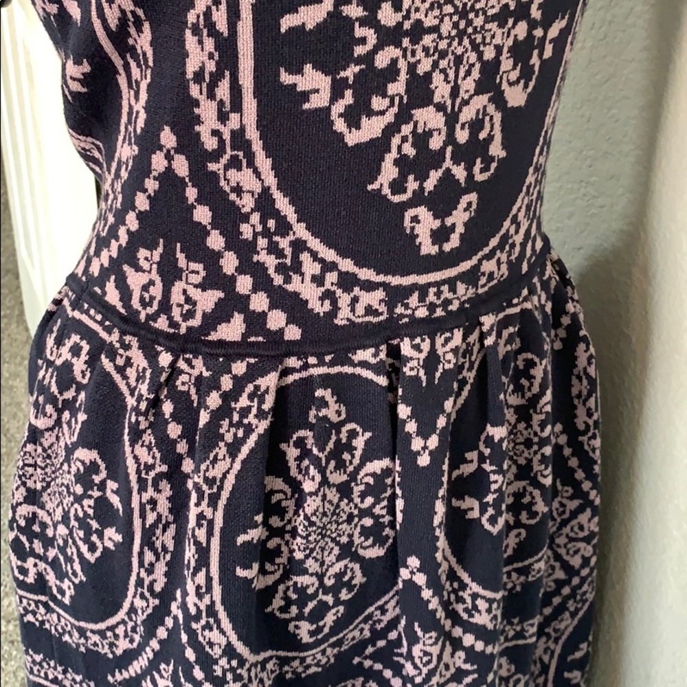 Romeo + Juliet Couture Jacquard Sweater Dress - Picture 5 of 9